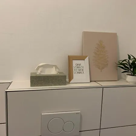 Apartment Schone Mit Eigenem Eingang Und Gartenblick *